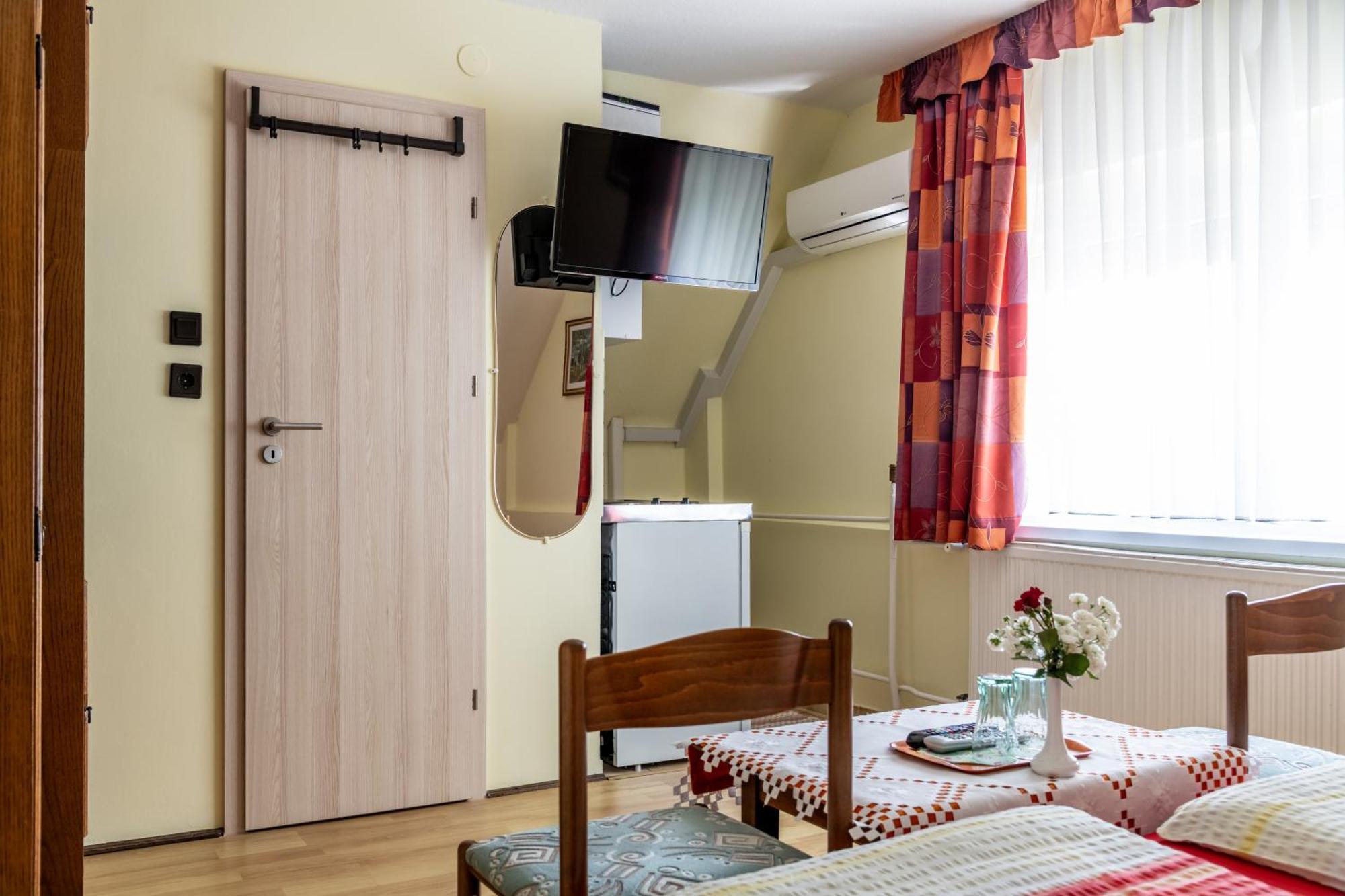 Magdalena Apartmanhaz Keszthely Εξωτερικό φωτογραφία
