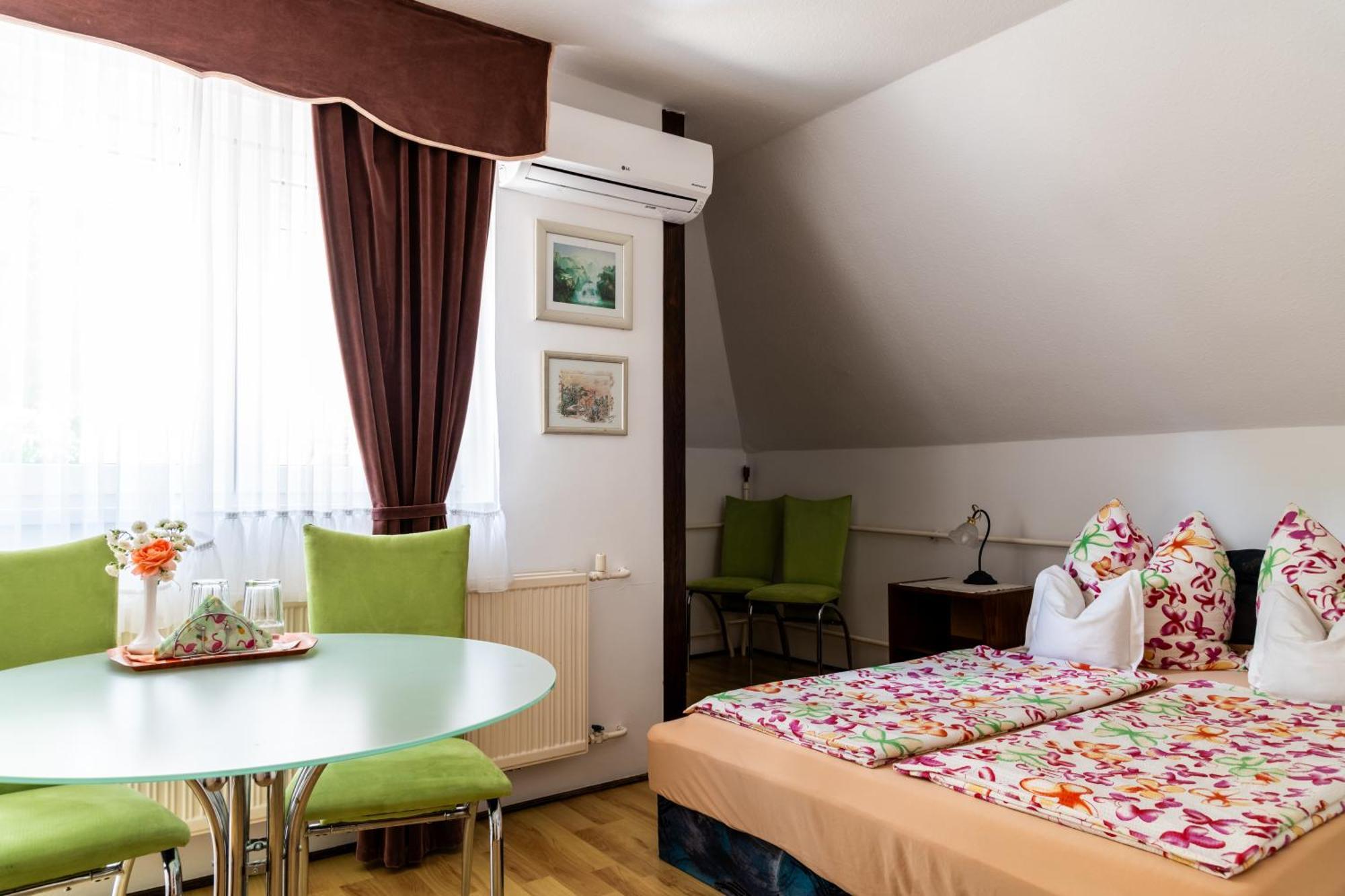 Magdalena Apartmanhaz Keszthely Εξωτερικό φωτογραφία