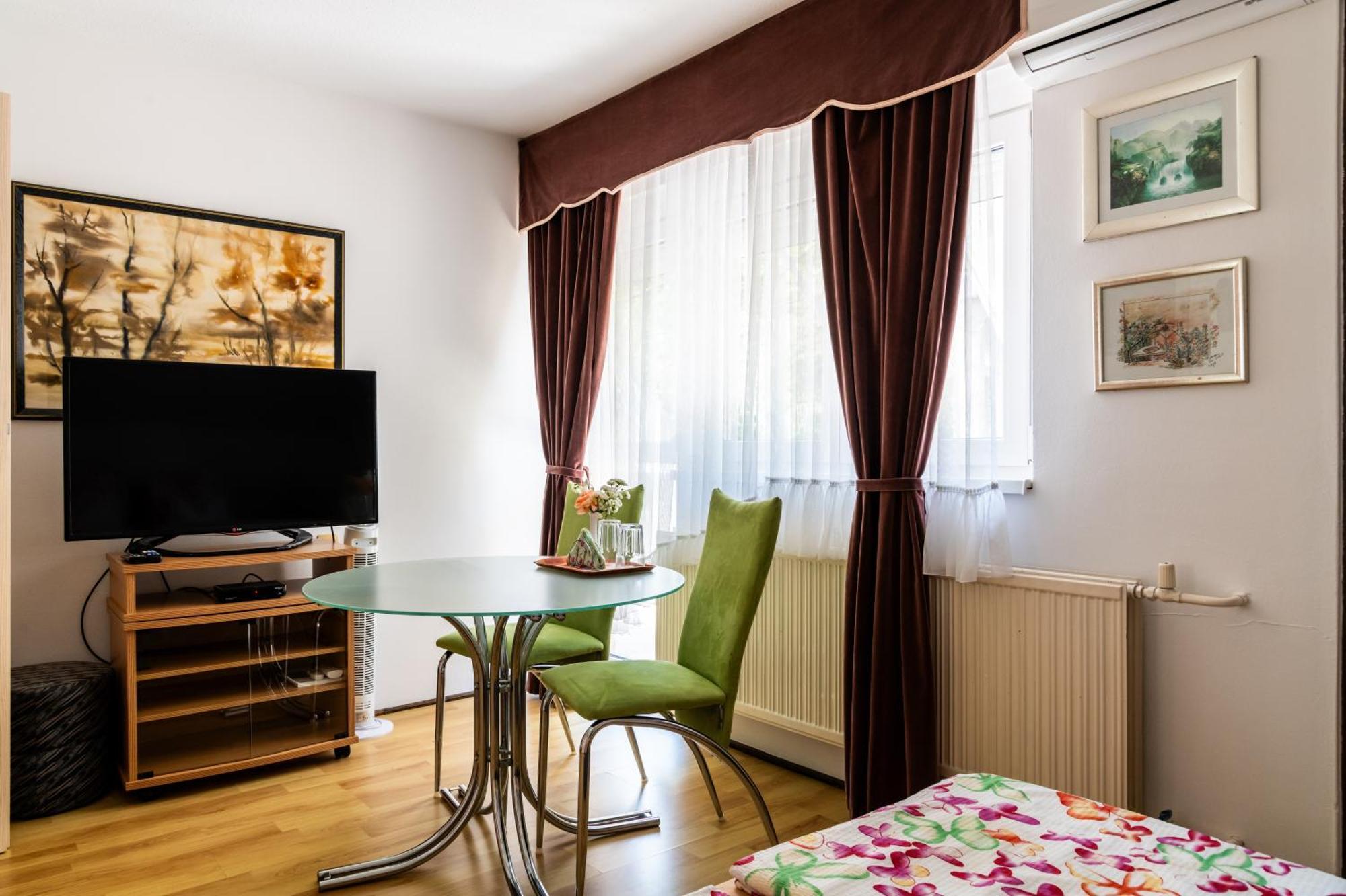Magdalena Apartmanhaz Keszthely Εξωτερικό φωτογραφία